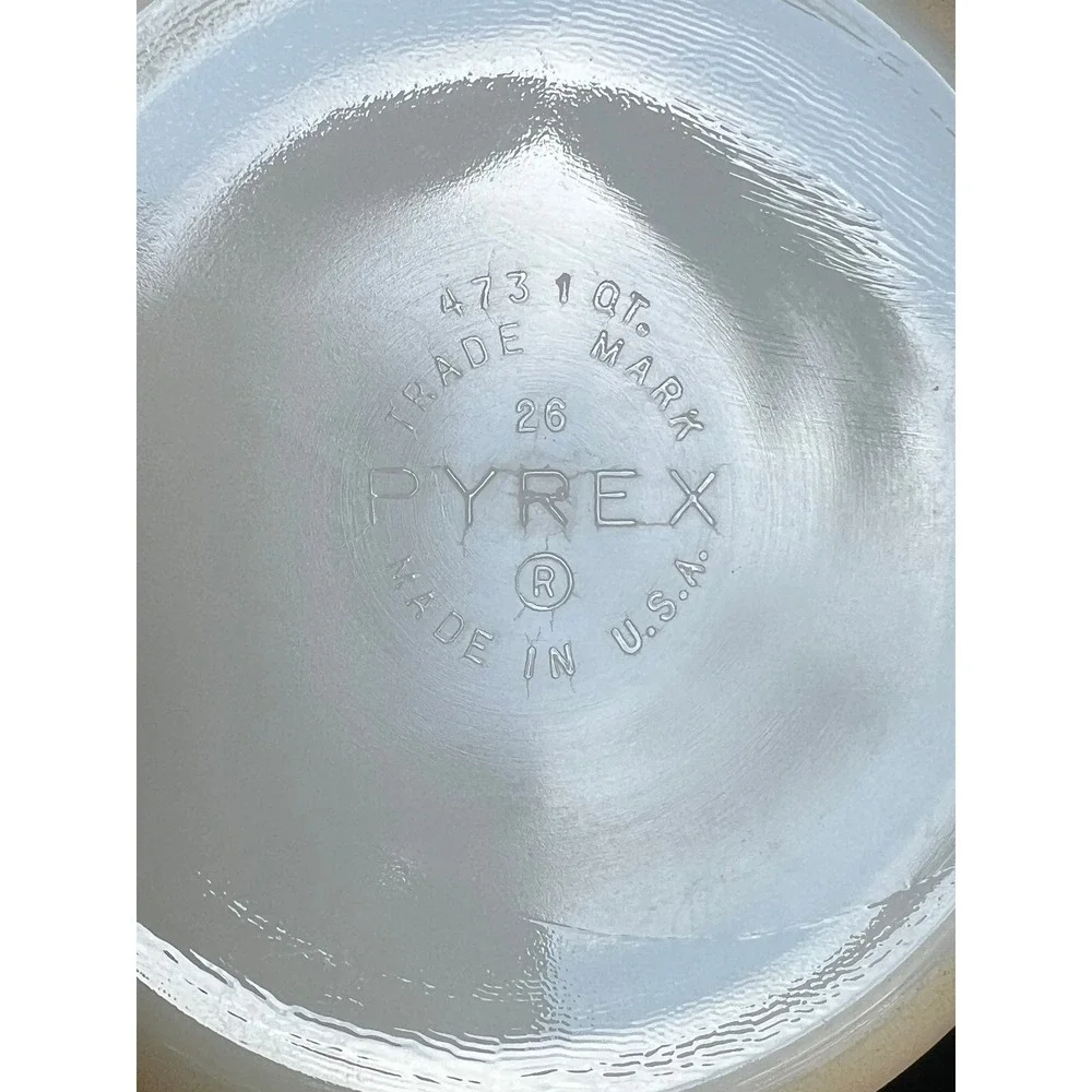 Vintage Pyrex Sandalwood Casserole #473 Serve & Store Ivy Faded with No Shine